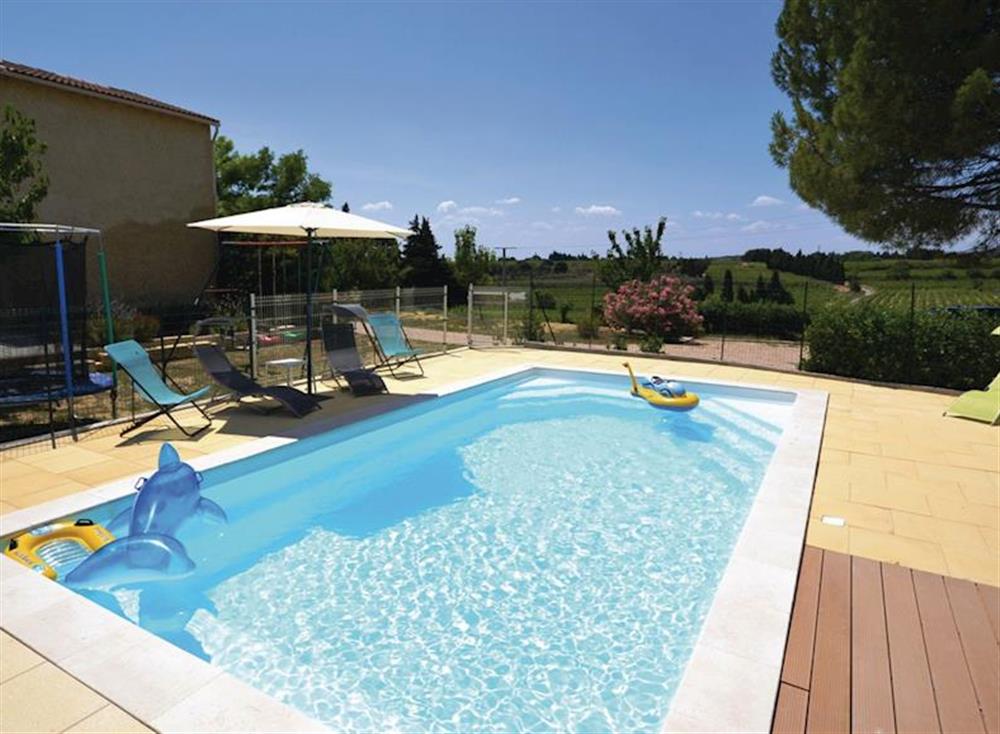 Swimming pool (photo 2) at Domazan in , France