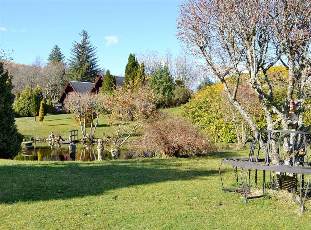 Garden and grounds at Dontra log Chalet in Banavie, near Fort William, Inverness-Shire