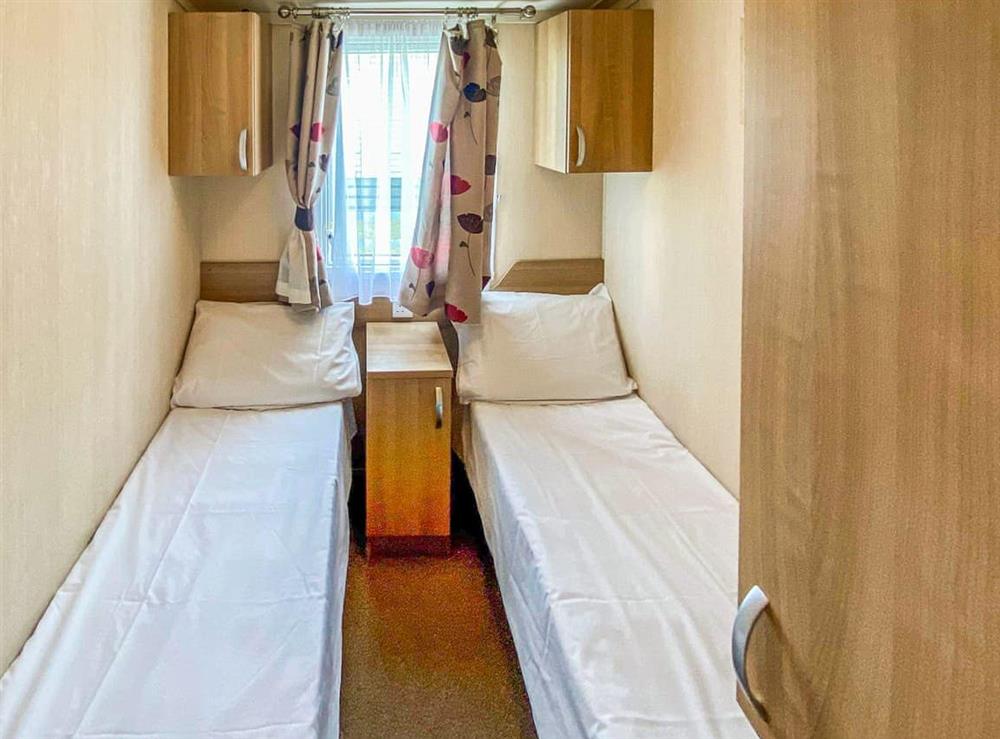 Twin bedroom at Dora Street in Porthmadog, Gwynedd