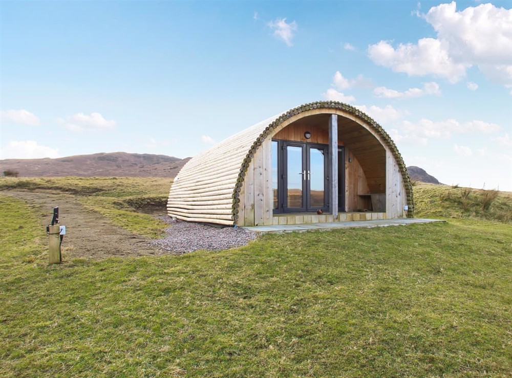 Exterior at Dougie Pod in Archaracle, Argyll