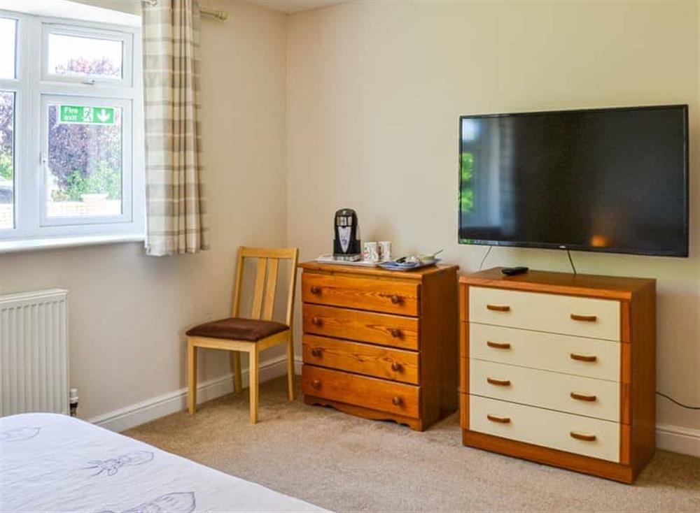 Double bedroom (photo 2) at Dovecote Cottage in Mablethorpe, Lincolnshire