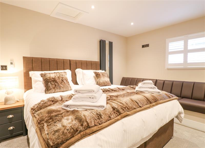A bedroom in Dovedale at Dovedale, Ashbourne