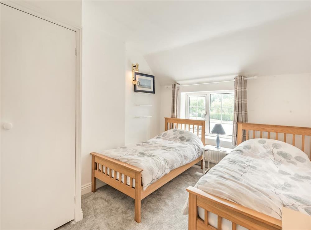 Twin bedroom at Dovedale Cottage in Coningsby, near Lincoln, Lincolnshire