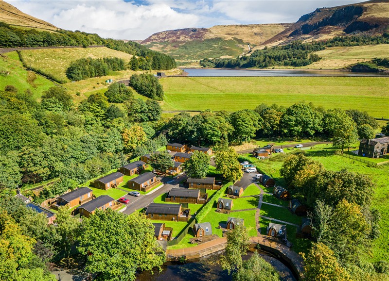 Outside Dovestone Pod 18