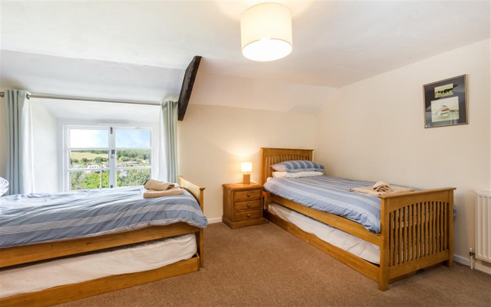 Another view of the twin bedroom (bedroom 3). at Dower House in Dittisham
