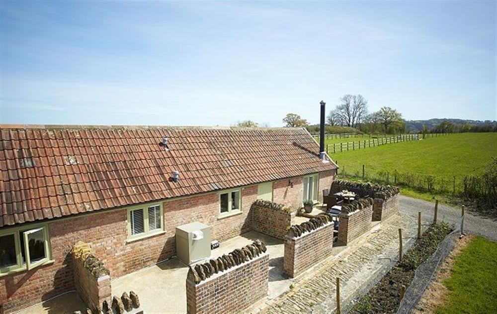 Downclose Piggeries in North Perrott, Somerset sleeps 3