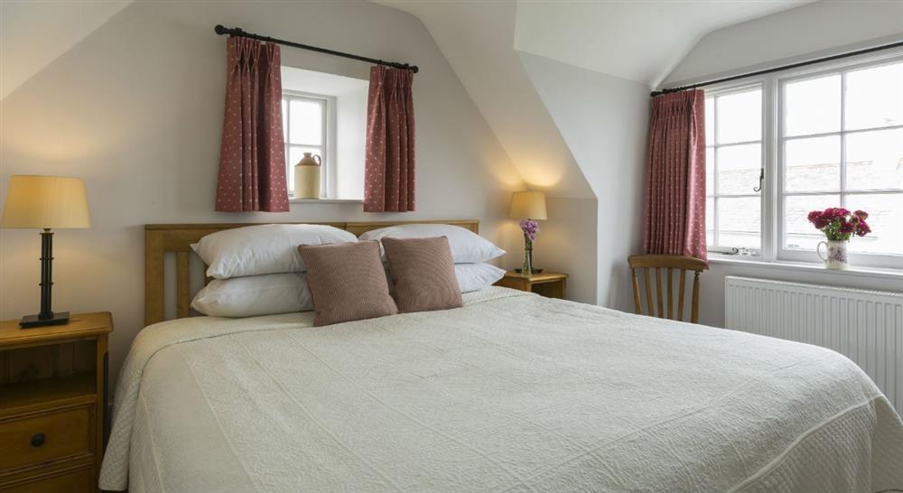 The twin or double bedroom at Doyden Stable Cottage in Port Quin, Cornwall