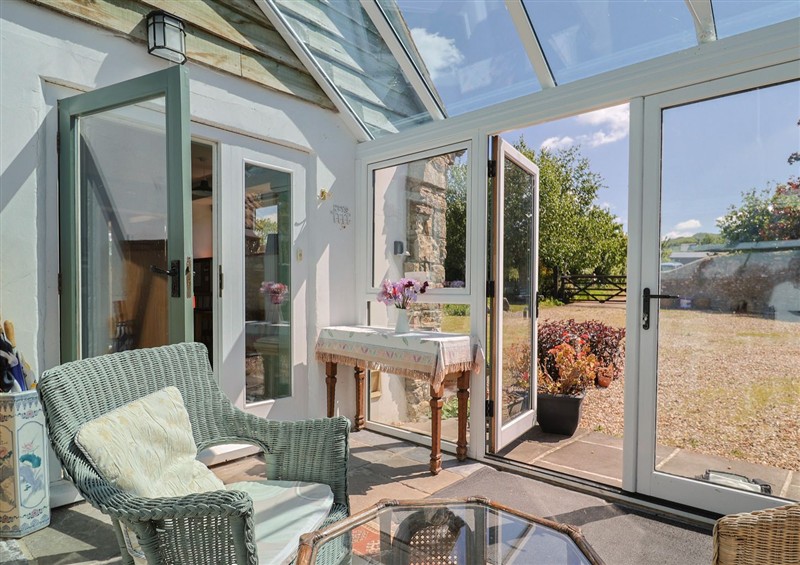 The setting at Dragon Cottage, Musbury