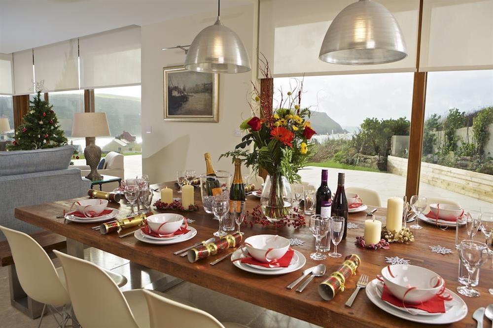 Drake House is ideal for a Christmas holiday or family celebration at Drake House in , Hope Cove