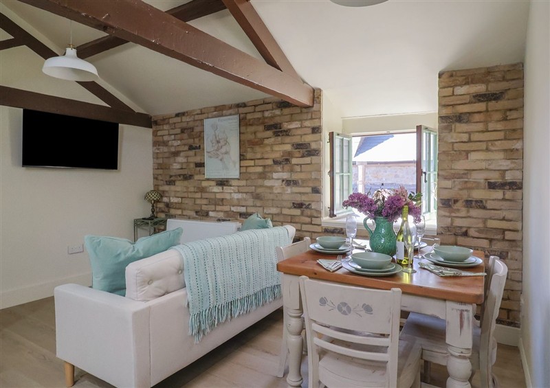 The living room at Drakes Hideaway, Lyme Regis