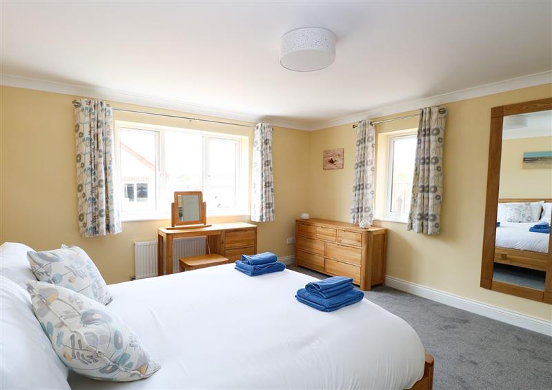 One of the bedrooms (photo 3) at Drifters, Winterton-On-Sea