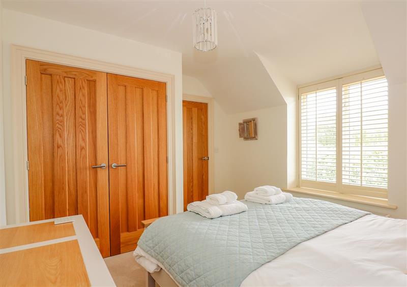 One of the 4 bedrooms at Driftwood House, Ringstead