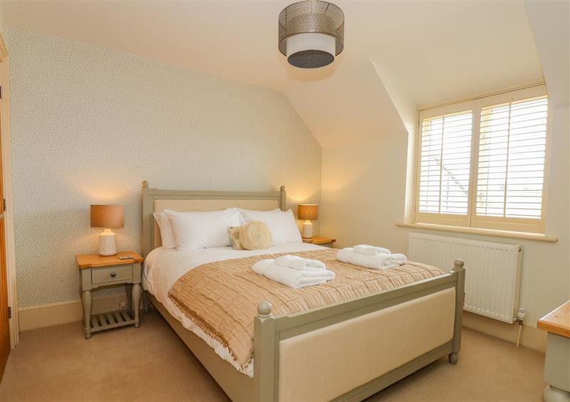 This is a bedroom (photo 2) at Driftwood House, Ringstead