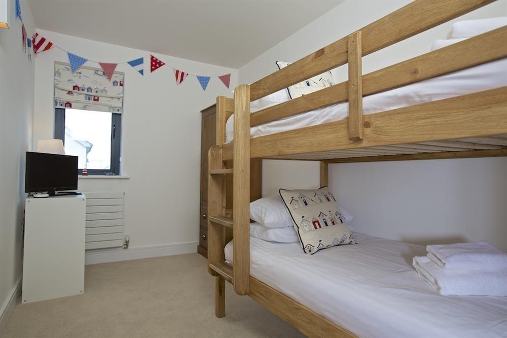 Bedroom four has full size bunk beds at Driftwood in , Salcombe