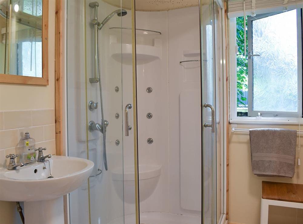 Shower room at Drumble Lodge in Newbold Astbury, Congleton, Cheshire