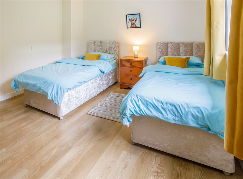Twin bedroom