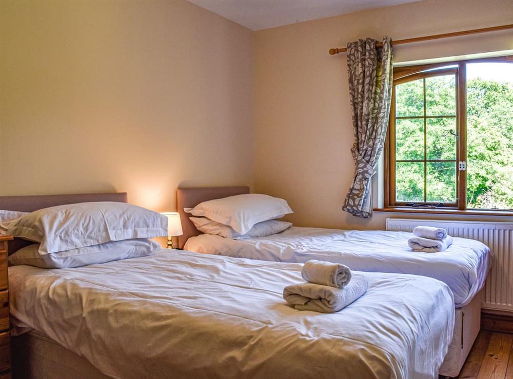 Twin bedroom at Poppy Cottage, 