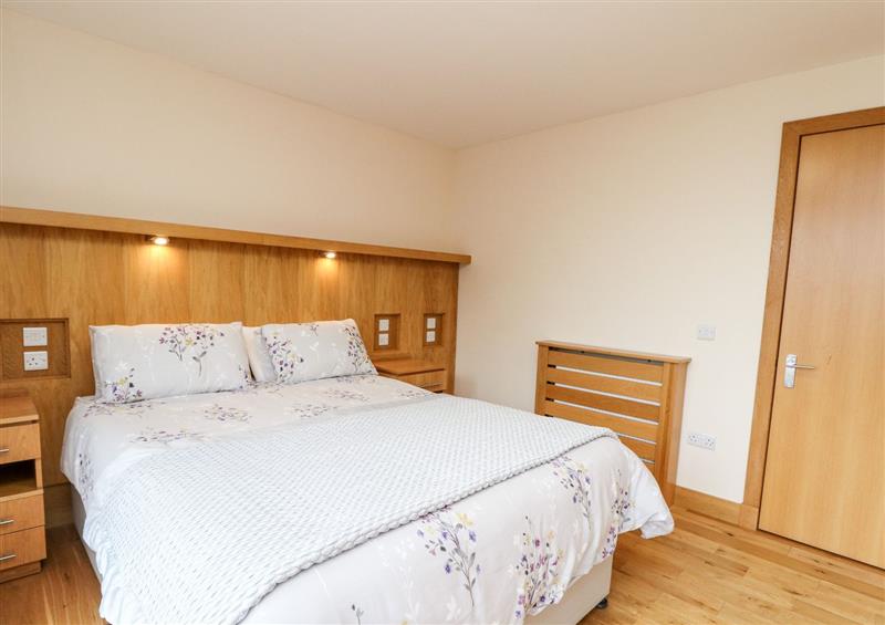 A bedroom in Dunearn Heights (photo 2) at Dunearn Heights, Lochearnhead near St Fillians