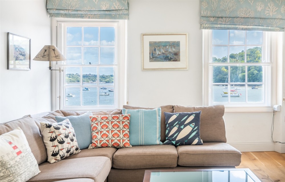 The living area at Dunedin Cottage in Dittisham
