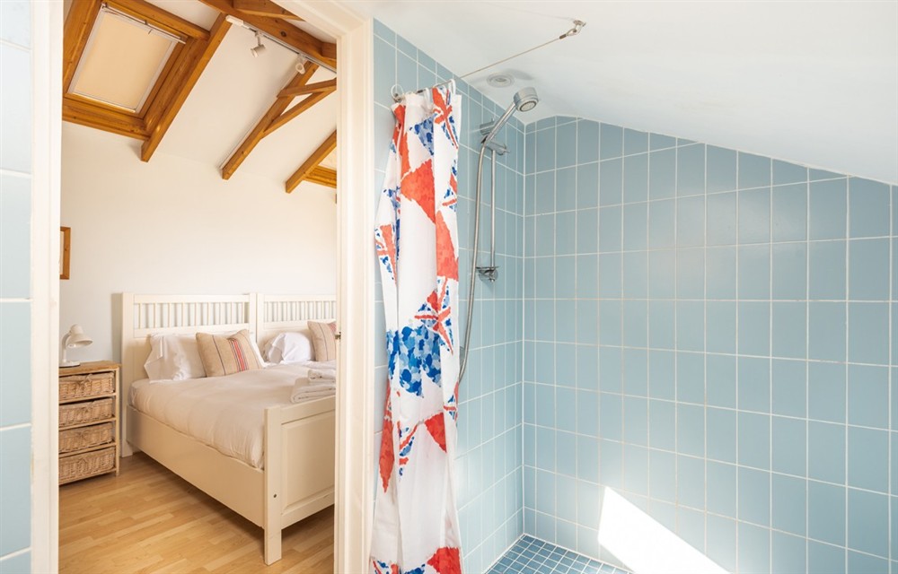 This is a bedroom (photo 3) at Dunedin Cottage in Dittisham