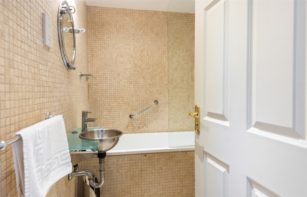 This is the bathroom (photo 3) at Dunedin Cottage in Dittisham