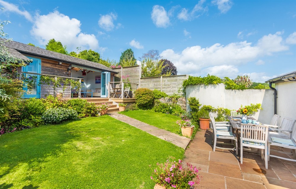 This is the garden at Dunedin Cottage in Dittisham
