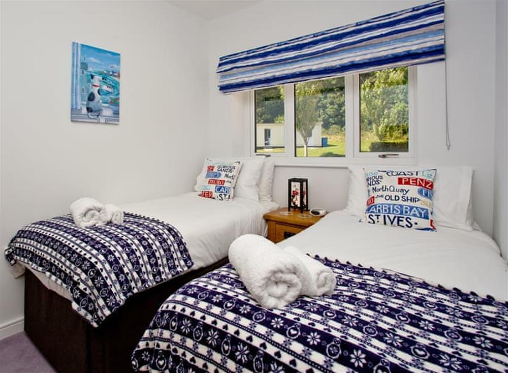 Twin bedroom at Dunlin 4 in The Cove, Brixham