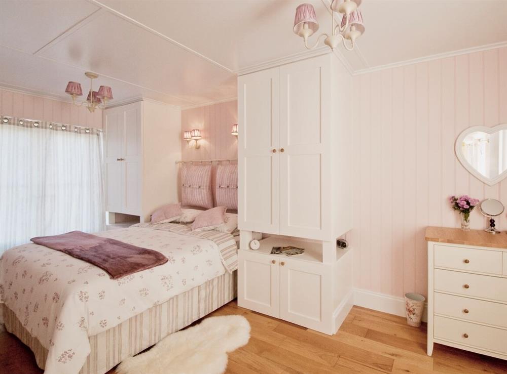 Double bedroom at Dunultach Cottage in Tarbert, Argyll