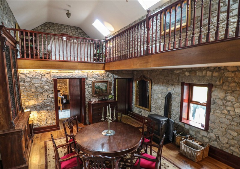 The living room at Dunville Lodge, Rhode