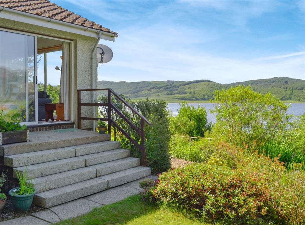 Holiday accommodation in a wonderful setting at Dunyvaig in Colintraive, near Rothesay, Argyll