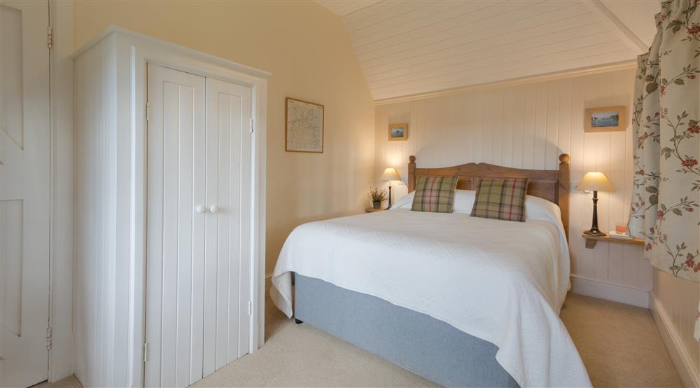 The double bedroom at Durgan Wood Cottage in Falmouth, Cornwall