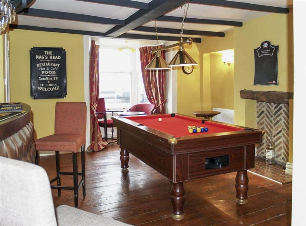 Useful games room and bar (photo 2) at Durham House in Sedgefield, near Durham, Cleveland