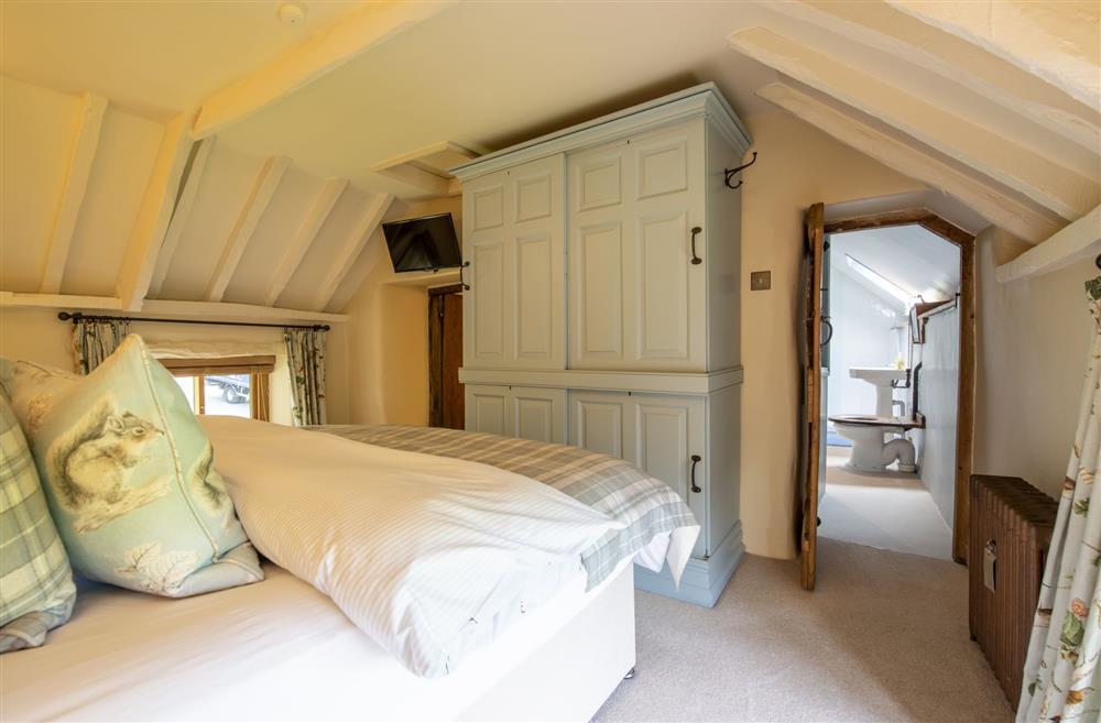 Bedroom with en-suite shower room at Duxey Cottage, Nr Masham, Ripon