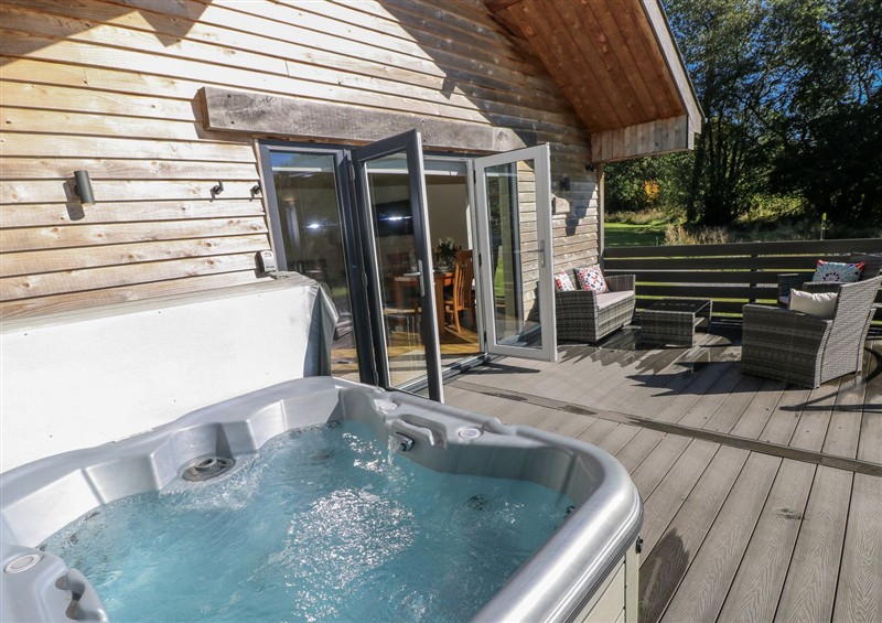 The setting at Dwrgi, Aber near Llanybydder