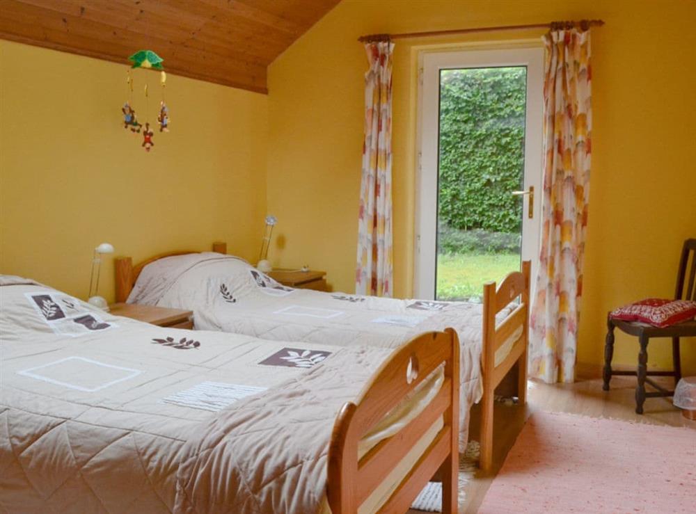 Twin bedroom at Dye Mill Cottage in Moffat, Dumfriesshire