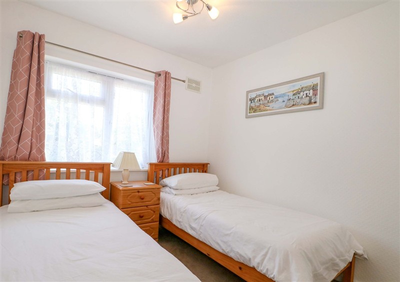 A bedroom in Dymchurch Bungalow (photo 2) at Dymchurch Bungalow, Dymchurch
