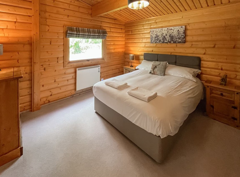 Double bedroom (photo 2) at Eagle Lodge in Kenwick, near Louth, Lincolnshire