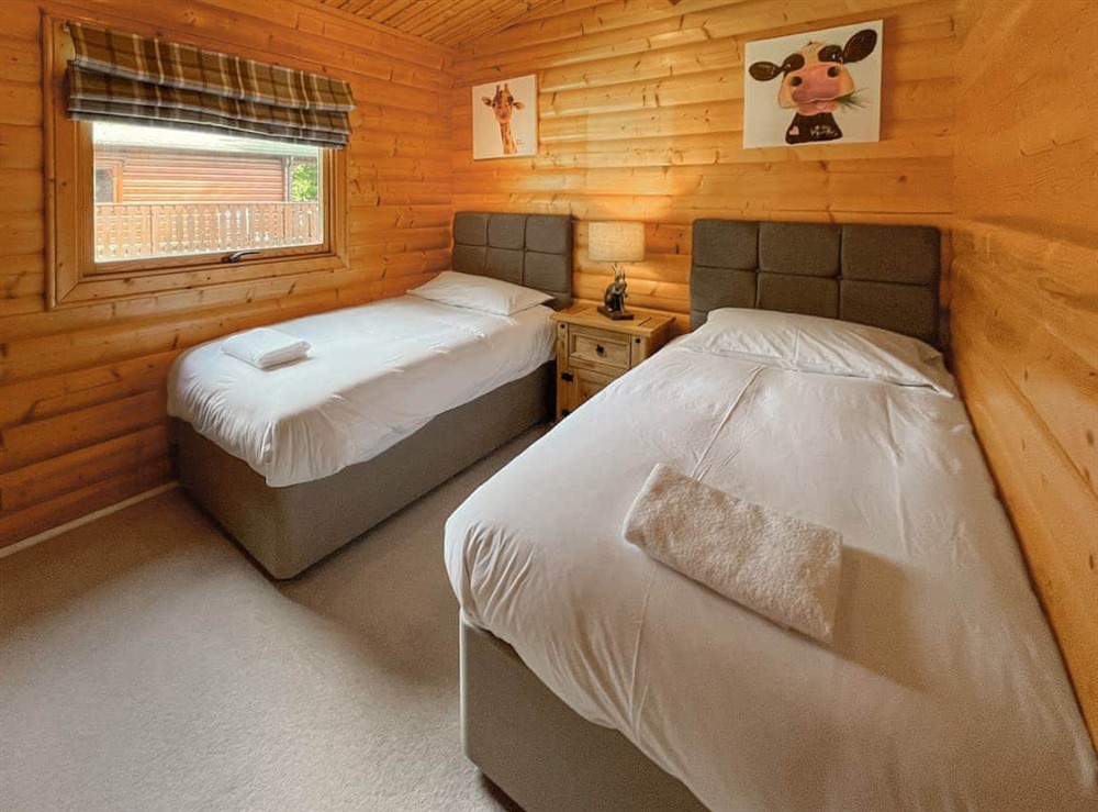 Twin bedroom at Eagle Lodge in Kenwick, near Louth, Lincolnshire