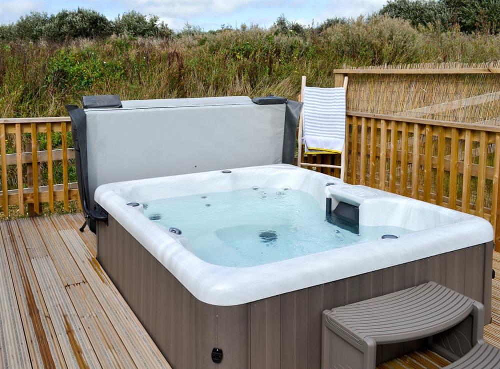 Private hot tub for 5 at Eagle Owl Lodge in Winnard’s Perch, near St Columb Major, Cornwall