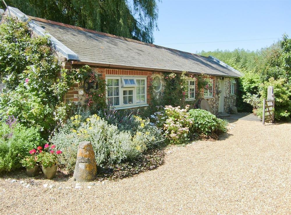 Photos Of Earnley Mill Cottage Chichester West Sussex