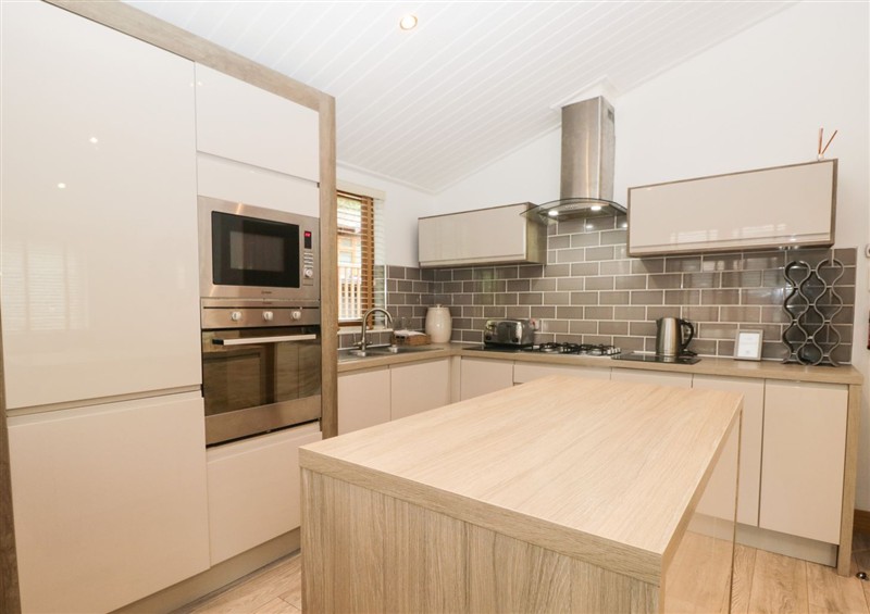 The kitchen at Easedale Lodge, Waterside Wood 2