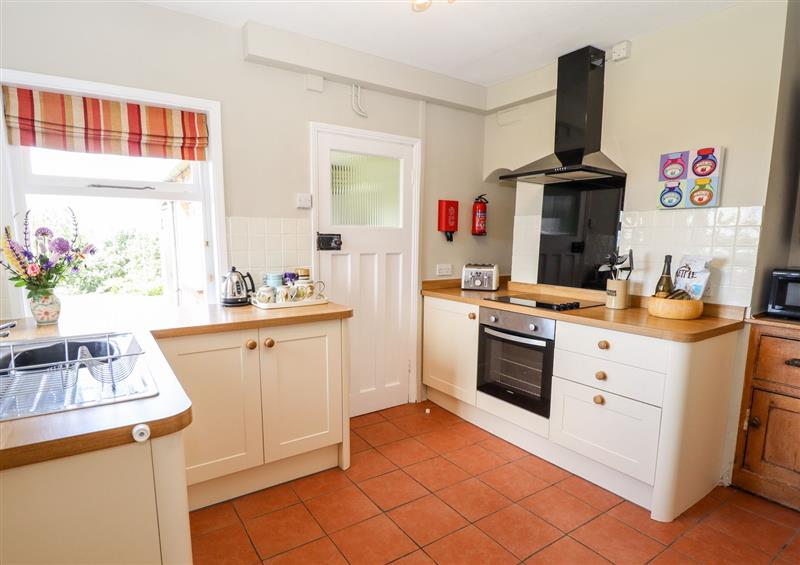 The kitchen at East Farm Cottage, Buslingthorpe near Market Rasen and Mablethorpe