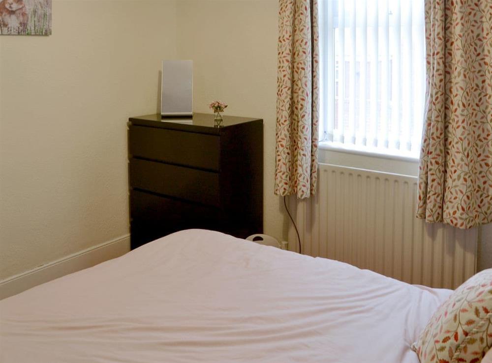Double bedroom (photo 2) at East Sea View in Newbiggin-by-the-Sea, near Ashington, Northumberland