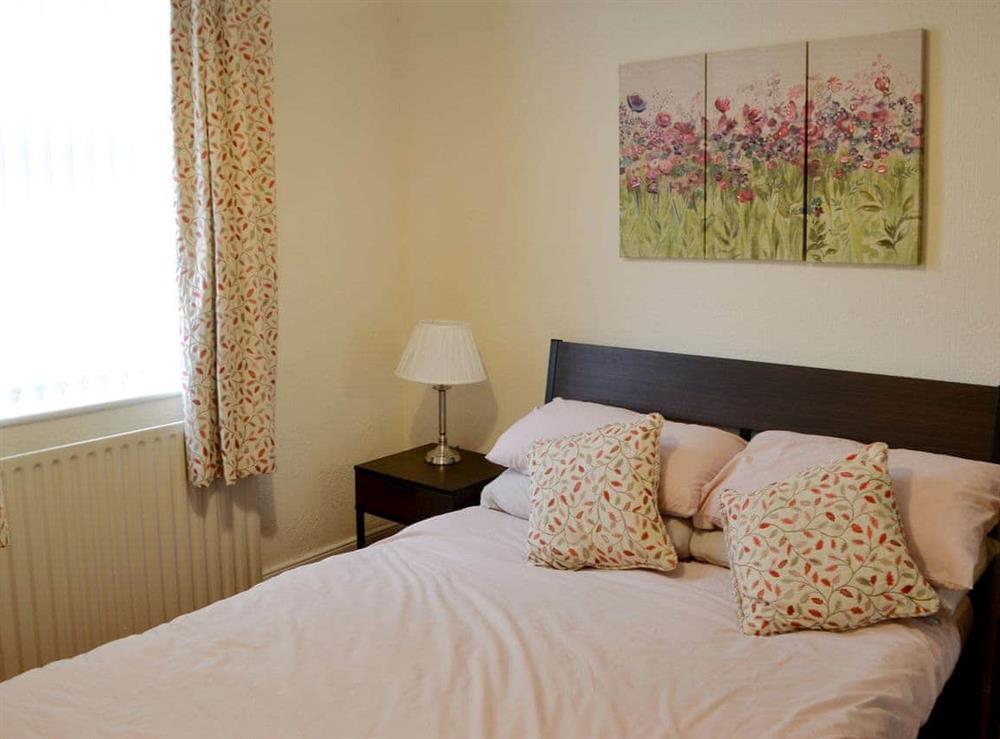 Double bedroom at East Sea View in Newbiggin-by-the-Sea, near Ashington, Northumberland