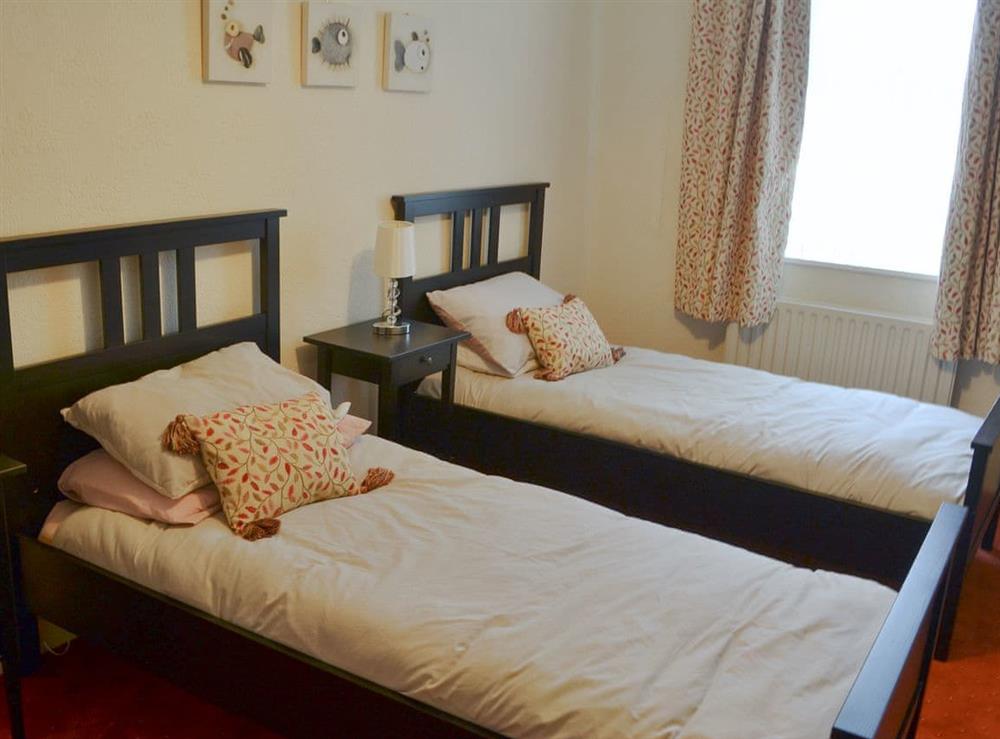 Twin bedroom at East Sea View in Newbiggin-by-the-Sea, near Ashington, Northumberland