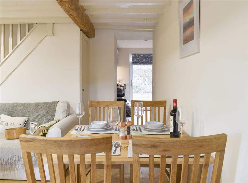 Convenient dining area at Easter Cottage in Bamford, near Hope Valley, Derbyshire
