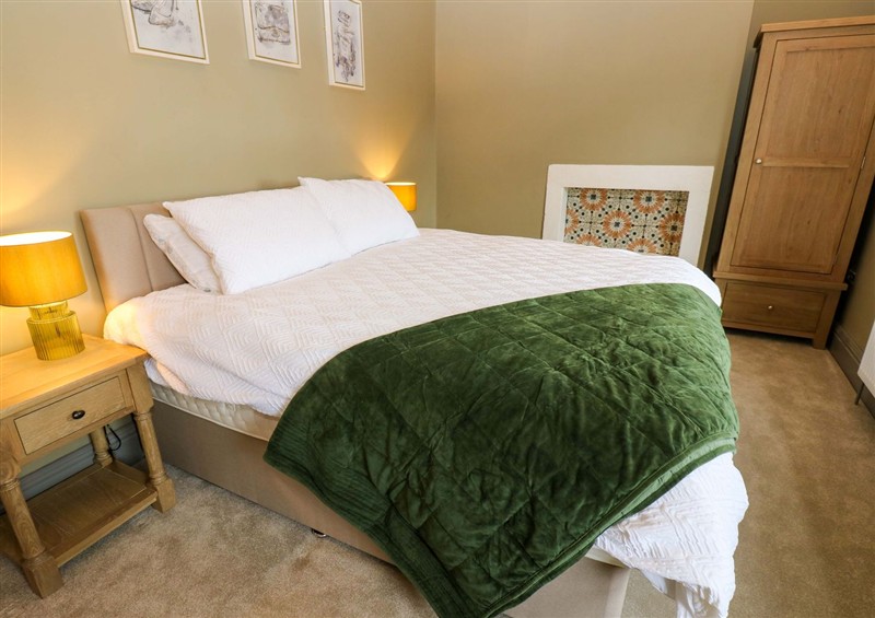 A bedroom in Eastfield Farm (photo 3) at Eastfield Farm, Mickleton