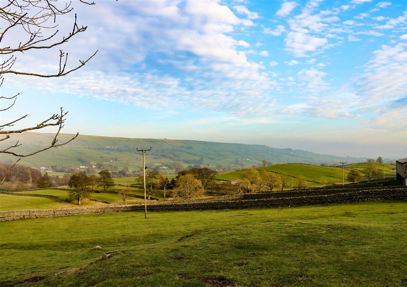Outside (photo 3) at Eastfield Farm, Mickleton
