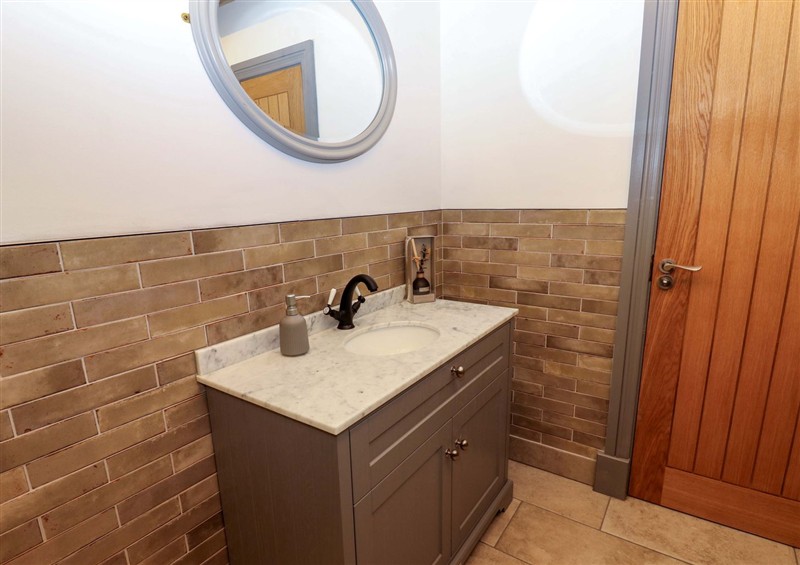 The bathroom at Eastfield Farm, Mickleton