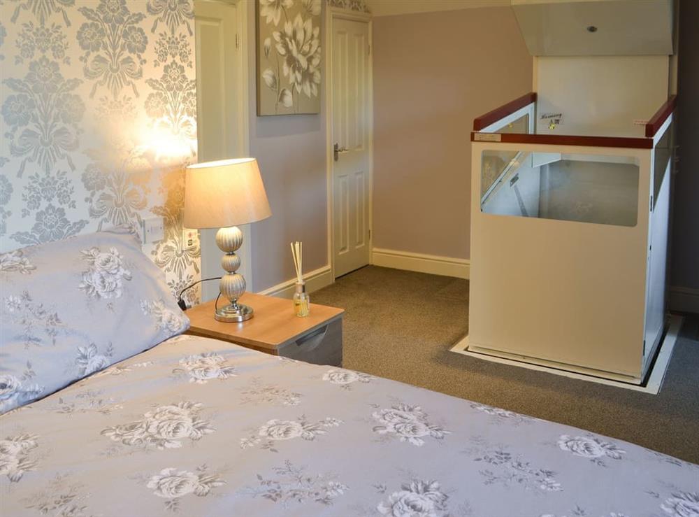 Double bedroom with disabled access at The Eastfield Retreat, 